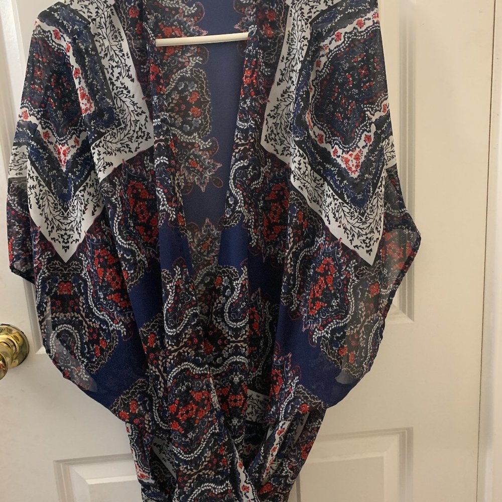 Maurices shawl/wrap with sleeves